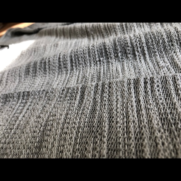 Urban Outfitters Grey/White Sweatshirt - Picture 3 of 3